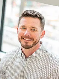 headshot of Dan Barry